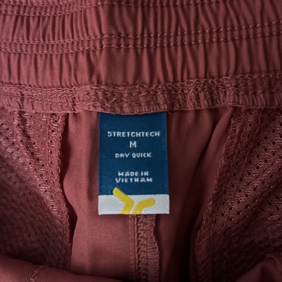 Old Navy women’s shorts size M, lot of 3 pairs, NWT - Picture 3 of 6